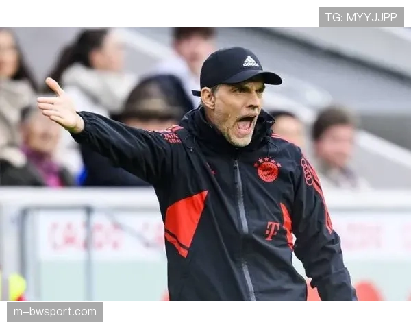 拜仁训练课开放,图赫尔亲自加练定位球防守 拜仁训练课开放,图赫尔亲自加练定位球防守